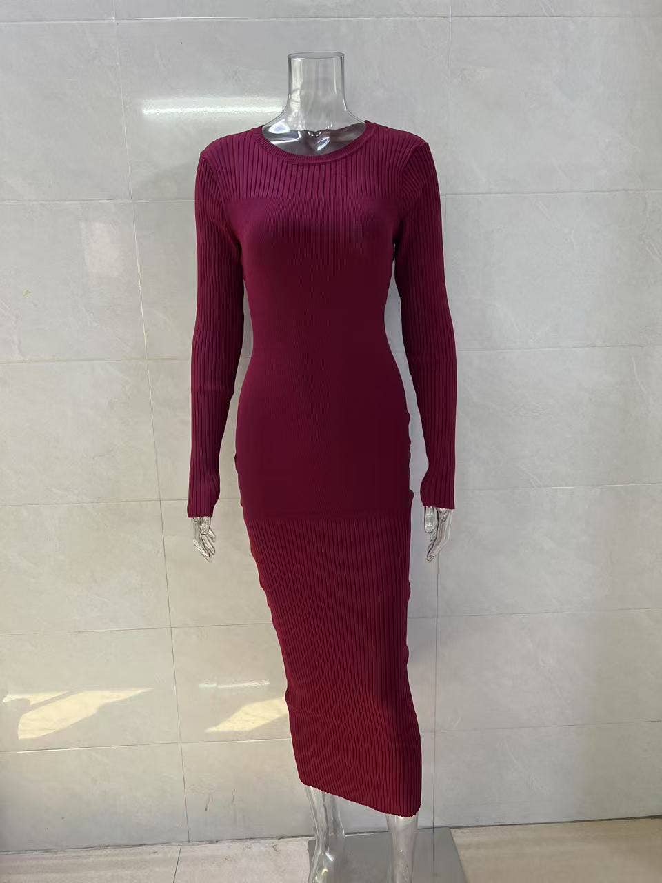 Round-neck pitted tight knitted dress