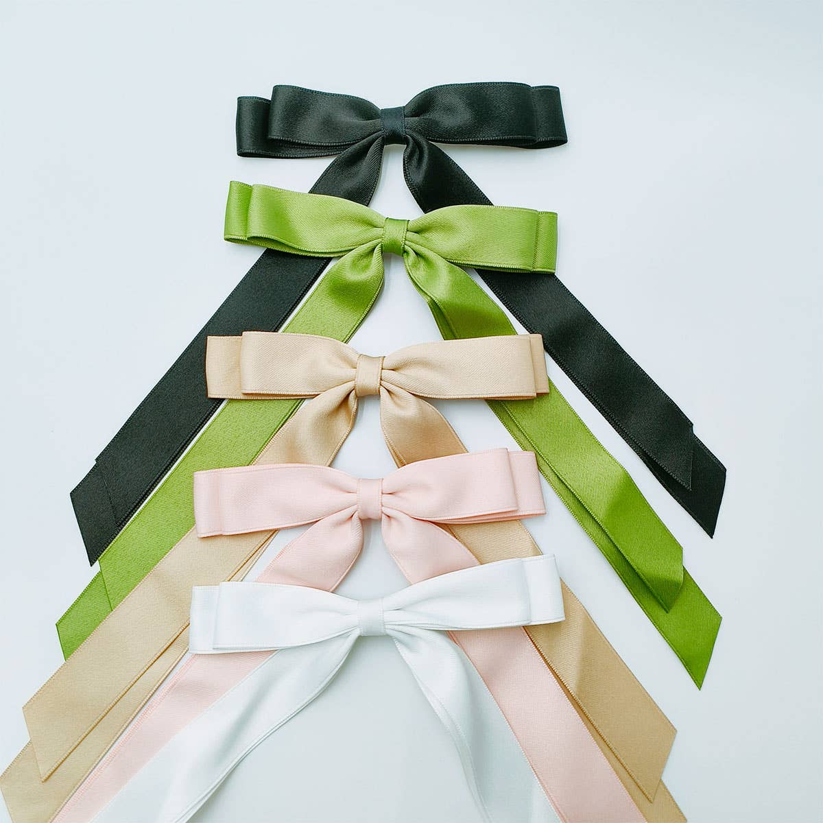 DOUBLE-LAYERED BOW HAIR CLIP_CWAHA1047