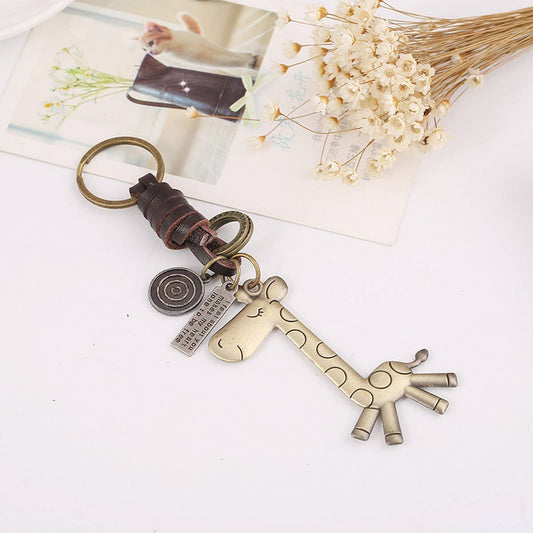 CREATIVE CUTE GIRAFFE LEATHER KEYCHAIN
