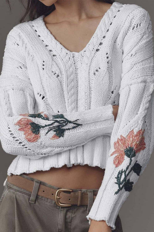 CWOSWL07448_V NECK FLORAL EMBROIDERED CROPPED KNIT SWEATER