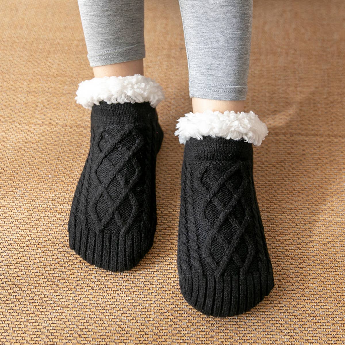 WARM SLEEPING CARPET SOCKS PLUSH INDOOR SLIPPERS