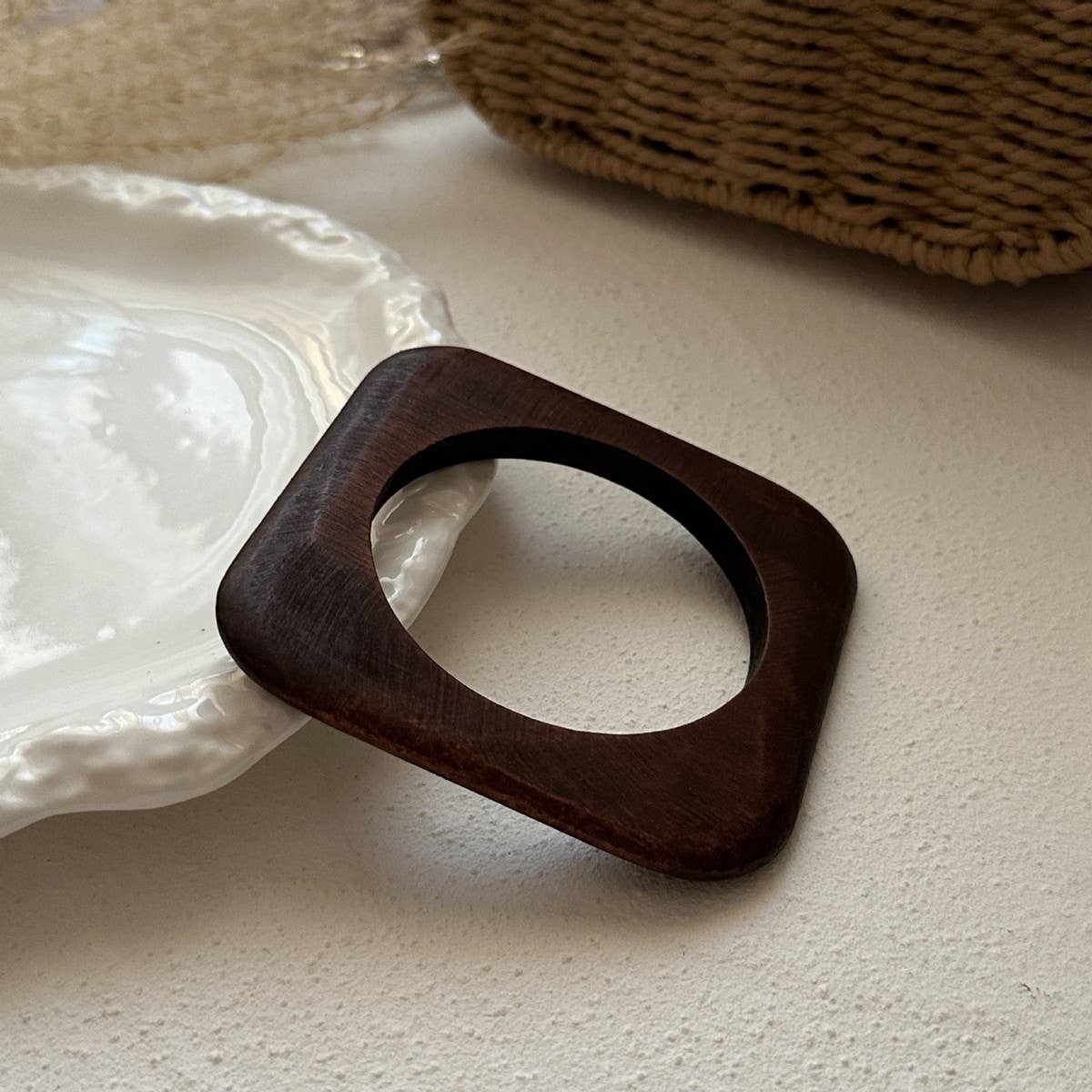 NEW DESIGN HIGH-END SMOOTH RING BRACELET