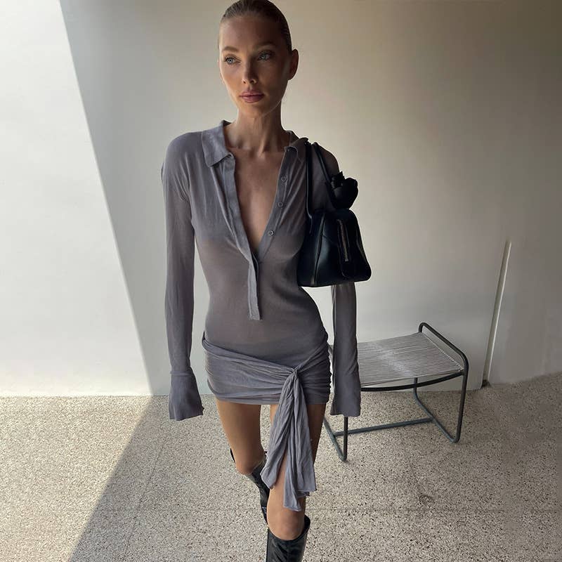 A polo collar form-fitting body-hugging skirt