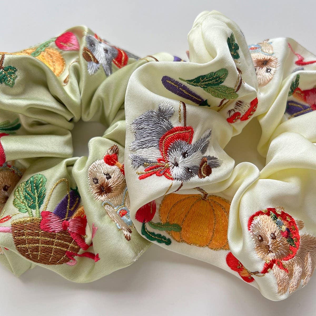 DESIGN SATIN CUTE EMBROIDERED BUNNY HAIRBAND