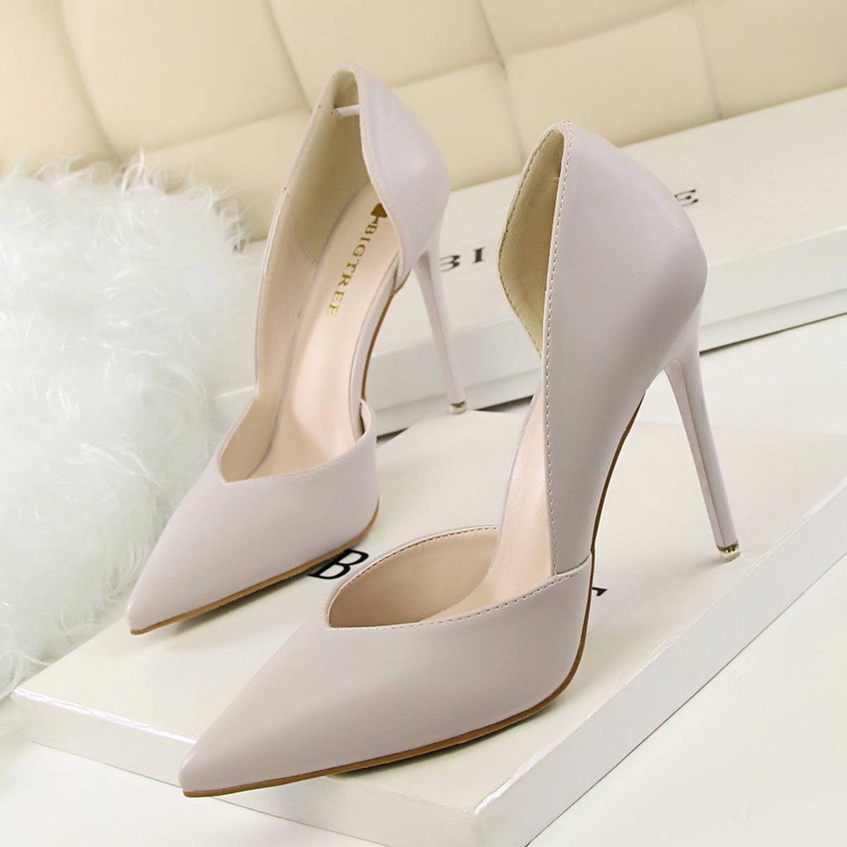 WOMEN SHALLOW-POINTED HOLLOW HIGH-HEELED SHOES
