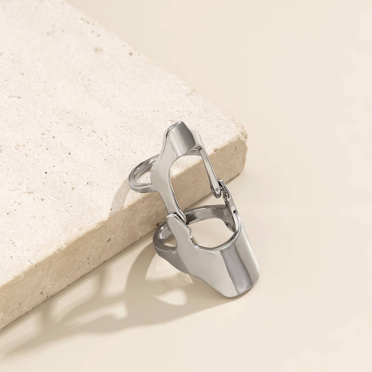 HOLLOW GEOMETRIC RETRO HIP-HOP RING