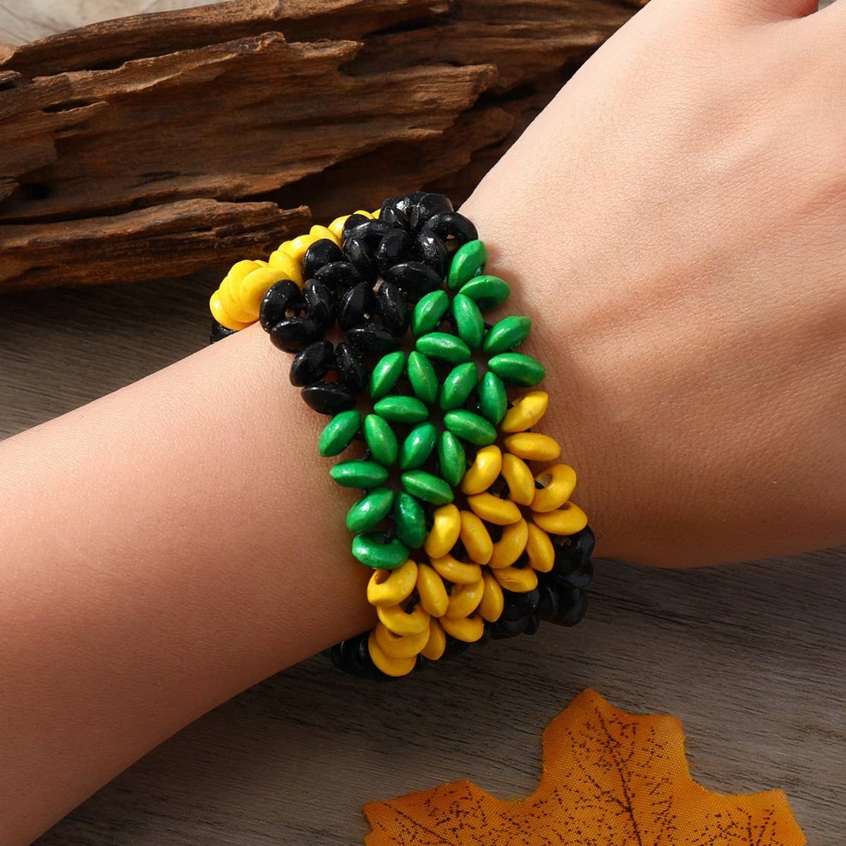 COCONUT SHELL ETHNIC STYLE HANDMADE BRACELET
