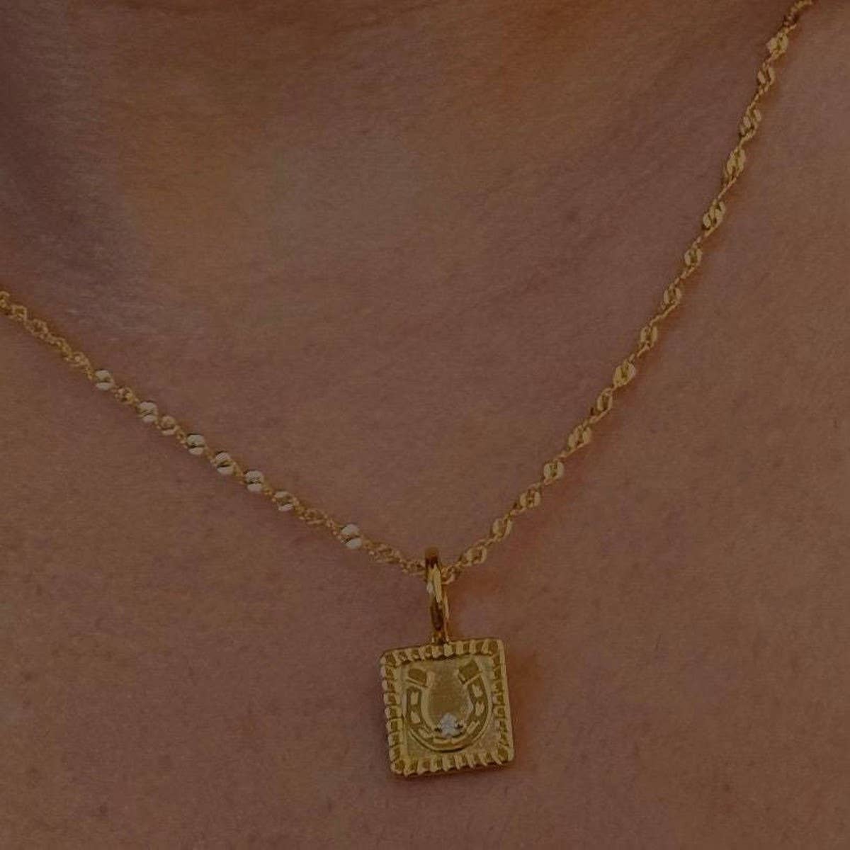 Stainless steel U-shaped necklace with zirconium_CWMM5600