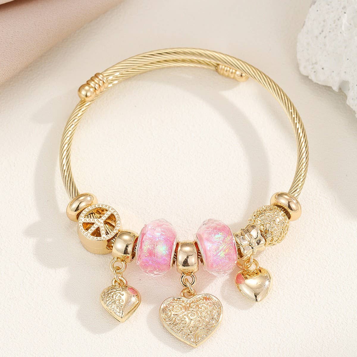 Trendy Beaded Bracelet with Bear Swan Heart
