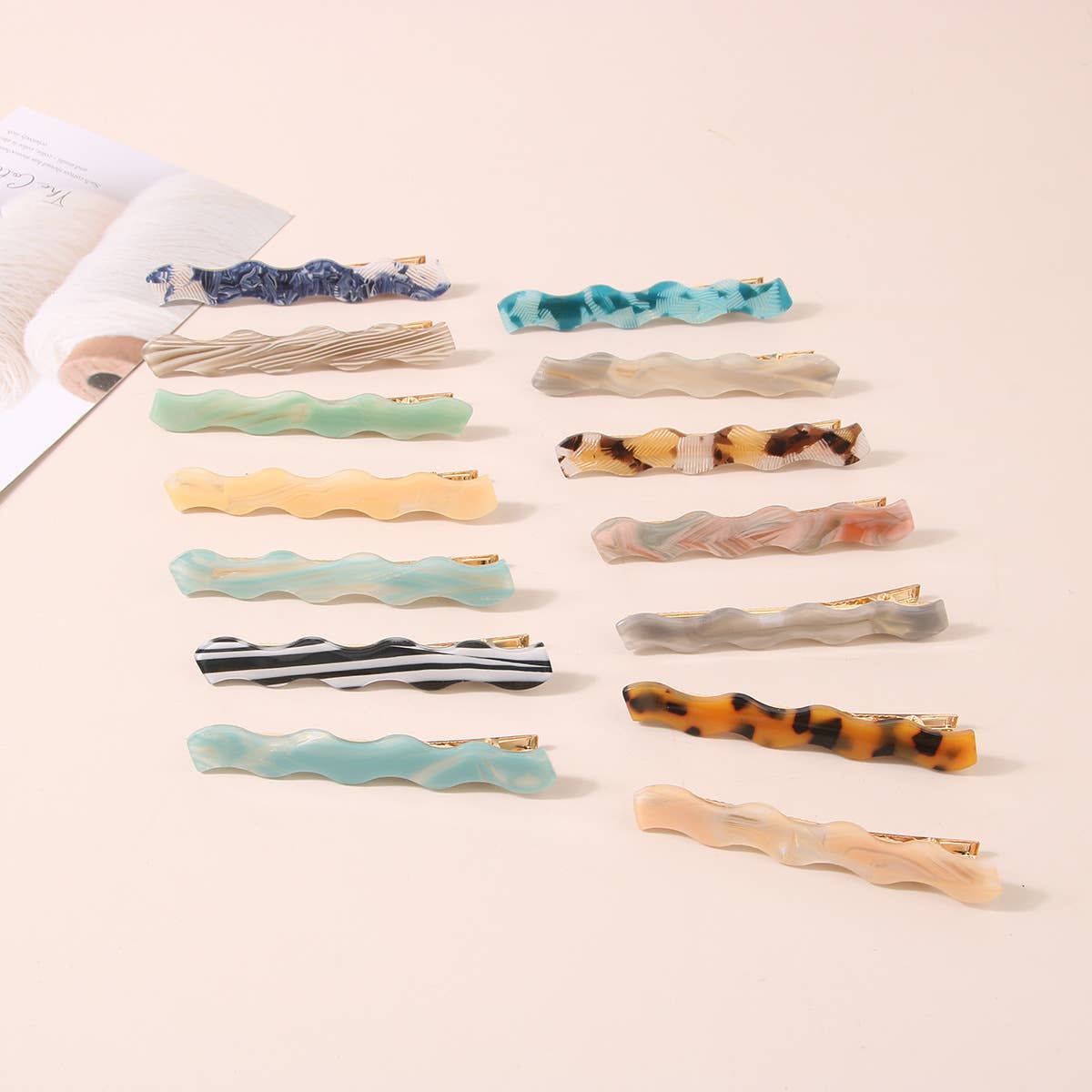 ACETIC ACID HAIR CLIP SIMPLE GIRL ONE WORD CLIP