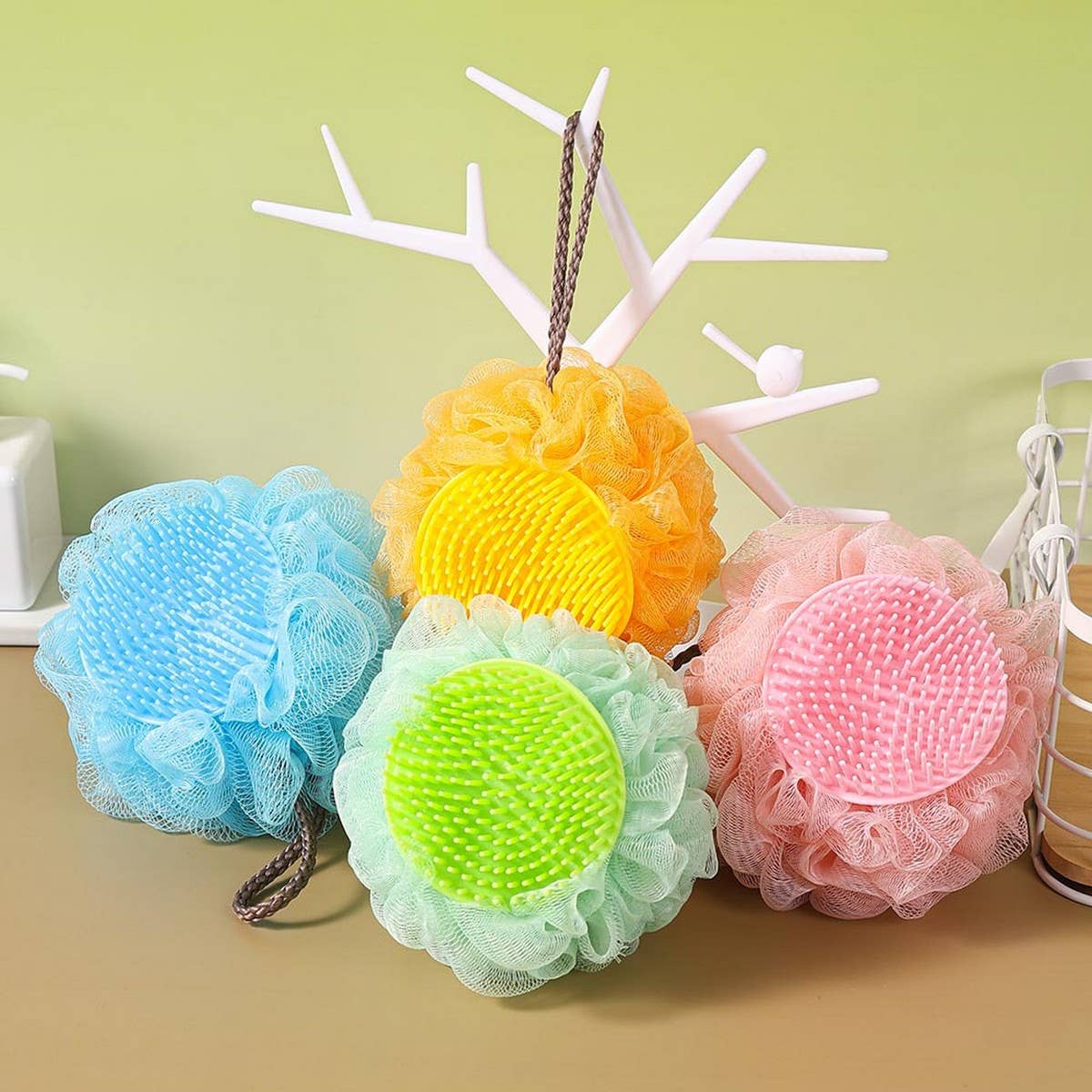 BATH POUF LARGE MASSAGE SCALP BATH BALL WITH COMB_CWMM3354