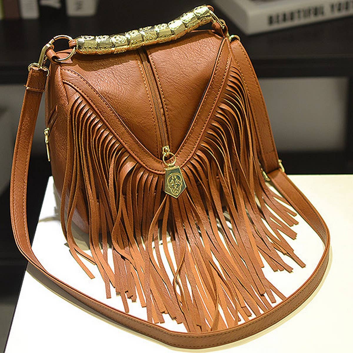 CWAB4541_BUCKET TASSEL HAND SHOULDER CROSSBODY BAG