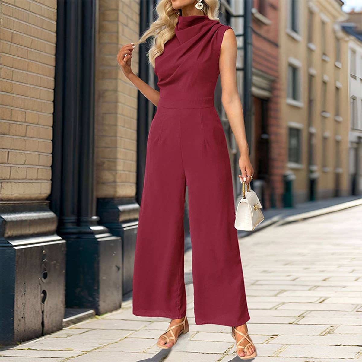 Sleeveless,swing neck,cinched waist,jumpsuit