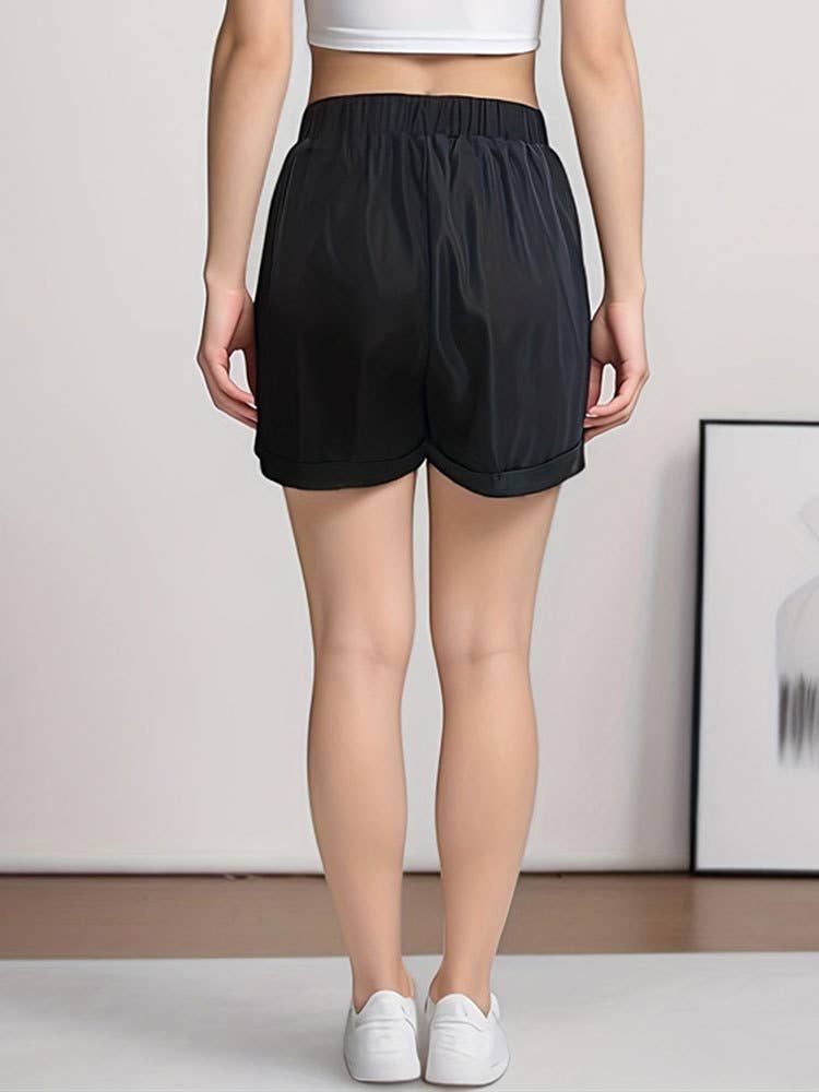 Cotton woven wide-leg shorts with large pockets