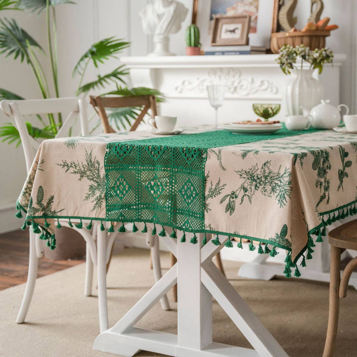 PINE BRANCH PRINT HOLLOW PATCHWORK TABLECLOTH_CWMM0968