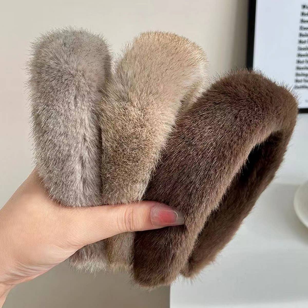 NEW WIDE BRIM PLUSH HEADBAND_CWAHA1716