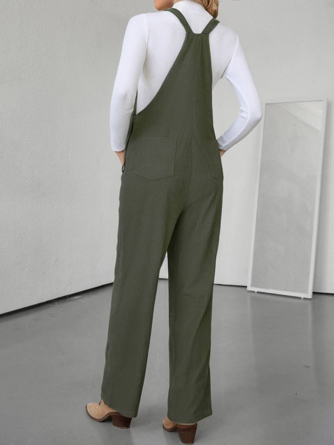 Solid color pocket loose corduroy jumpsuit