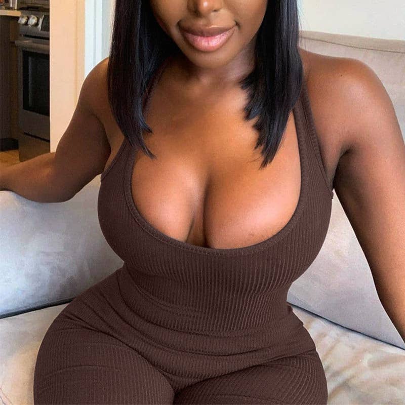 Solid color halter short design sense jumpsuit