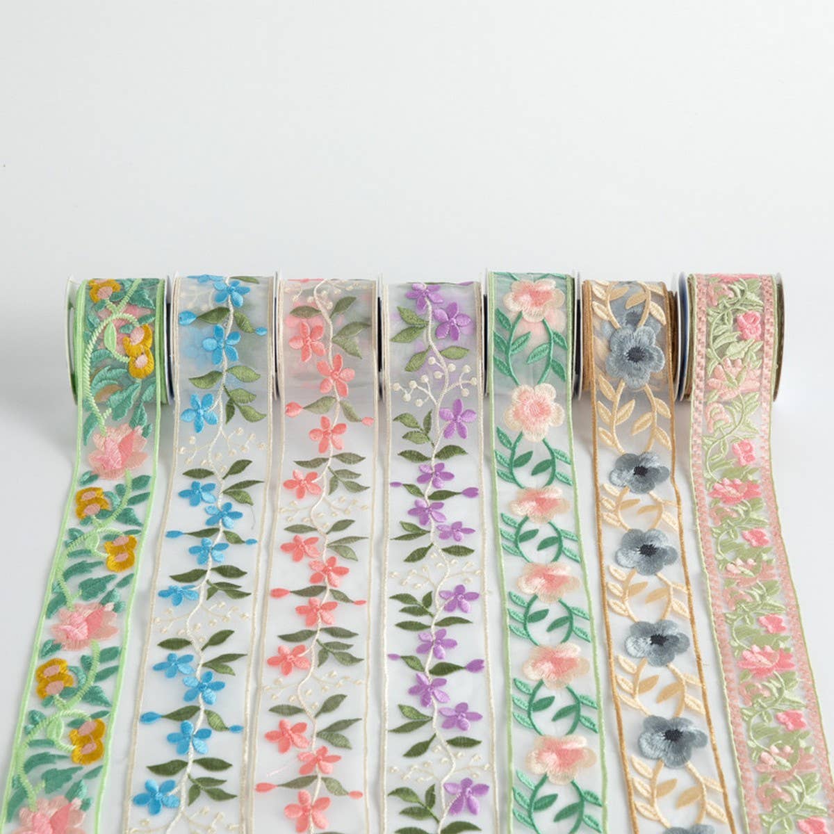 RETRO ETHNIC STYLE EMBROIDERY LACE RIBBON_CWMM5757