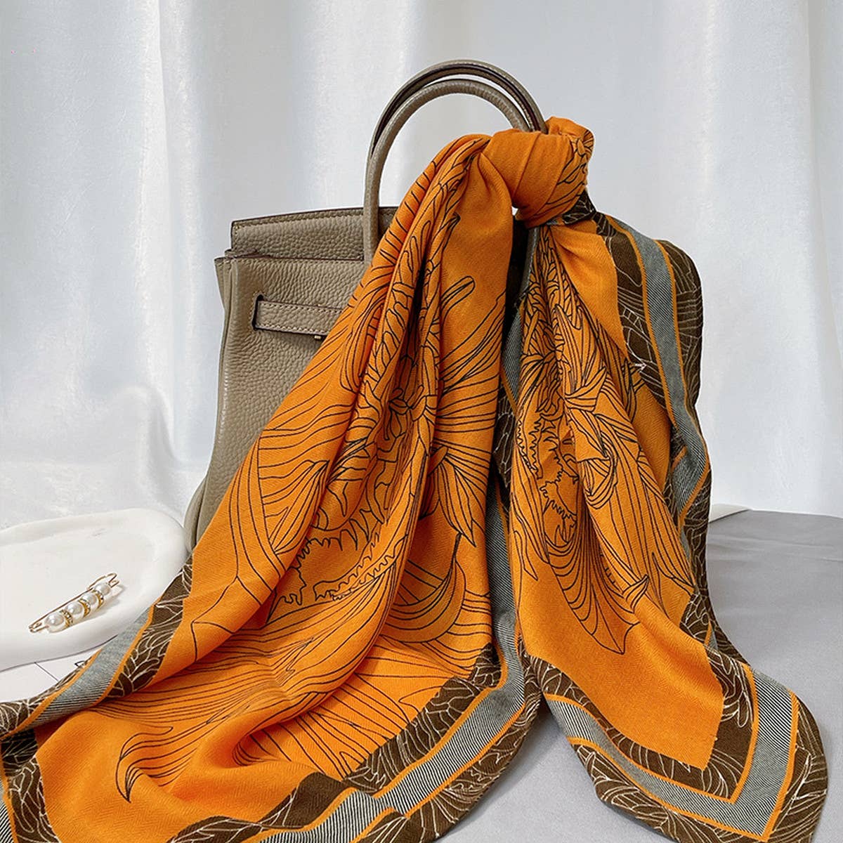 Velvet Wool Scarf with Artistic Print for Fall