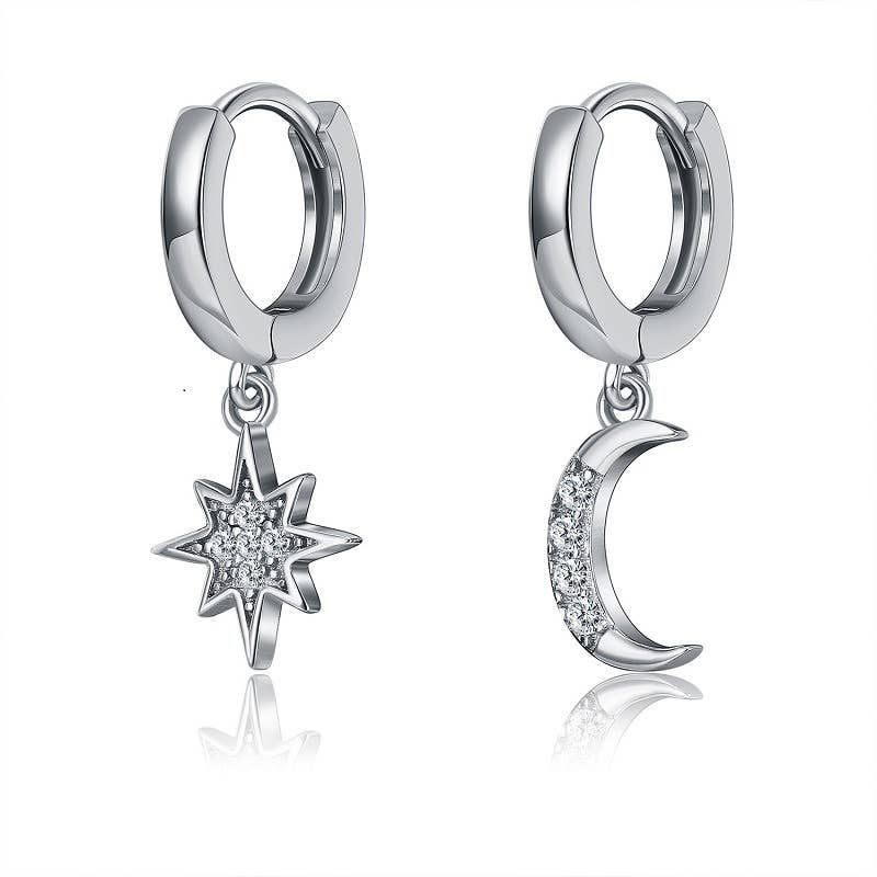 Asymmetric star-moon-ear diamond earrings