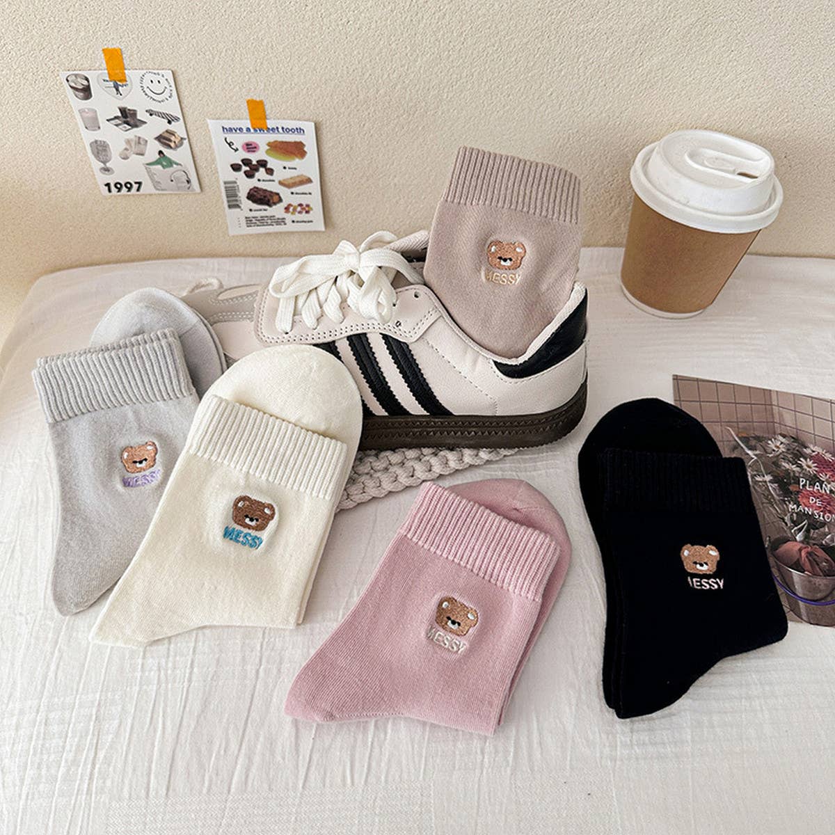 CARTOON MAILLARD LETTER STRIPED SOCKS_CWMS0959