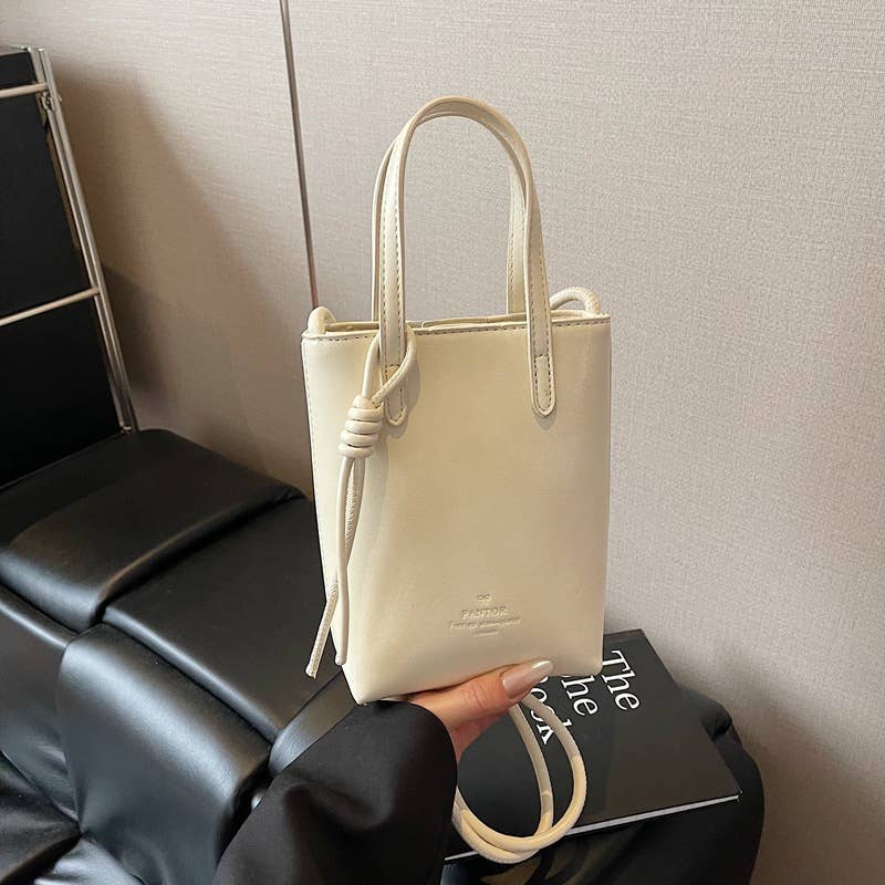 Glossy simple and niche single-shoulder bag