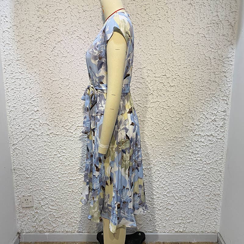 PRINTED CREW NECK LACE-UP PLEATED DRESS