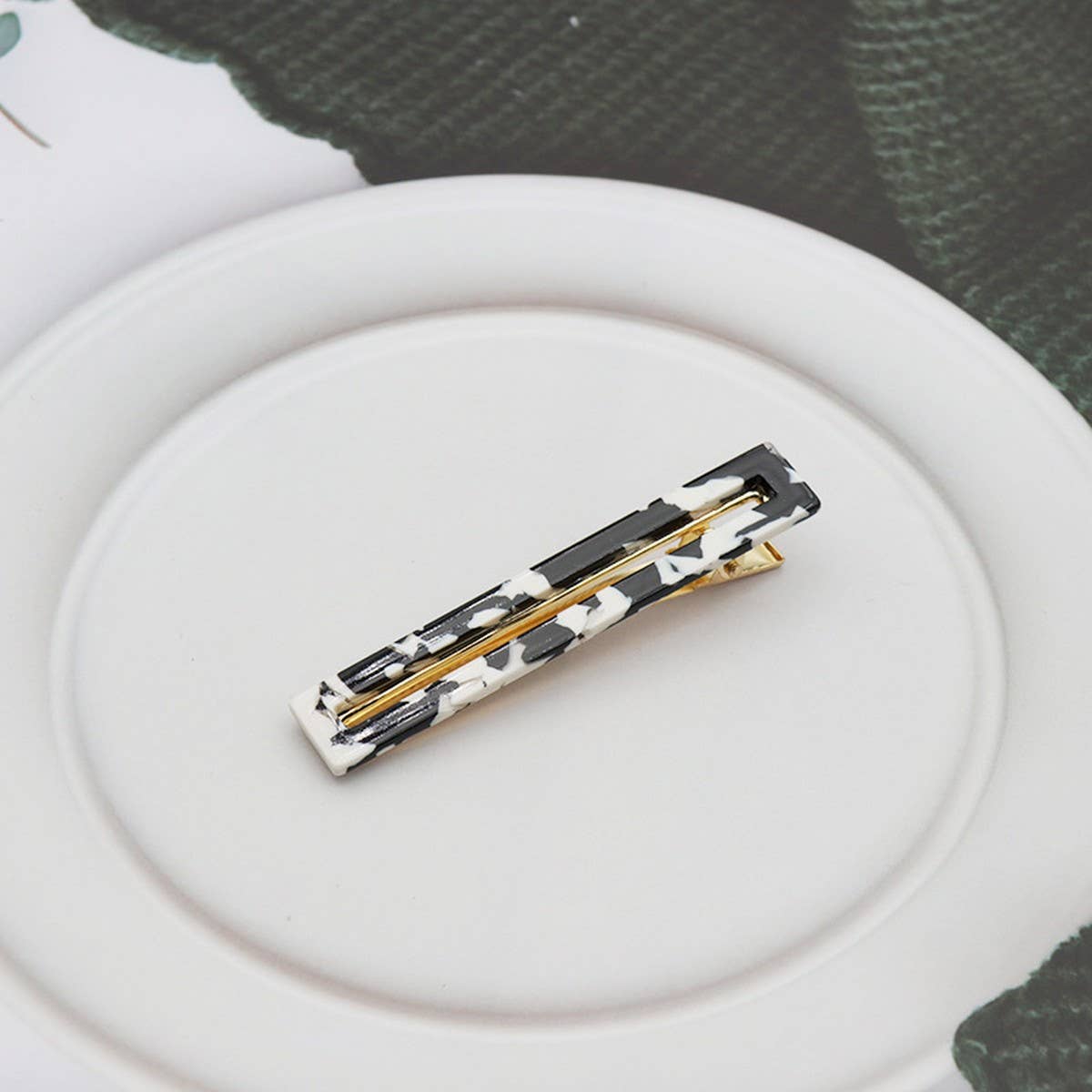 Acetate Hollow Square Hair Clip, Duckbill Bang Pin_CWAHA2624