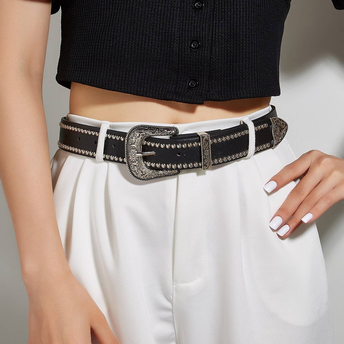 CWABE0560_PUNK BELT WITH SILVER STUDS