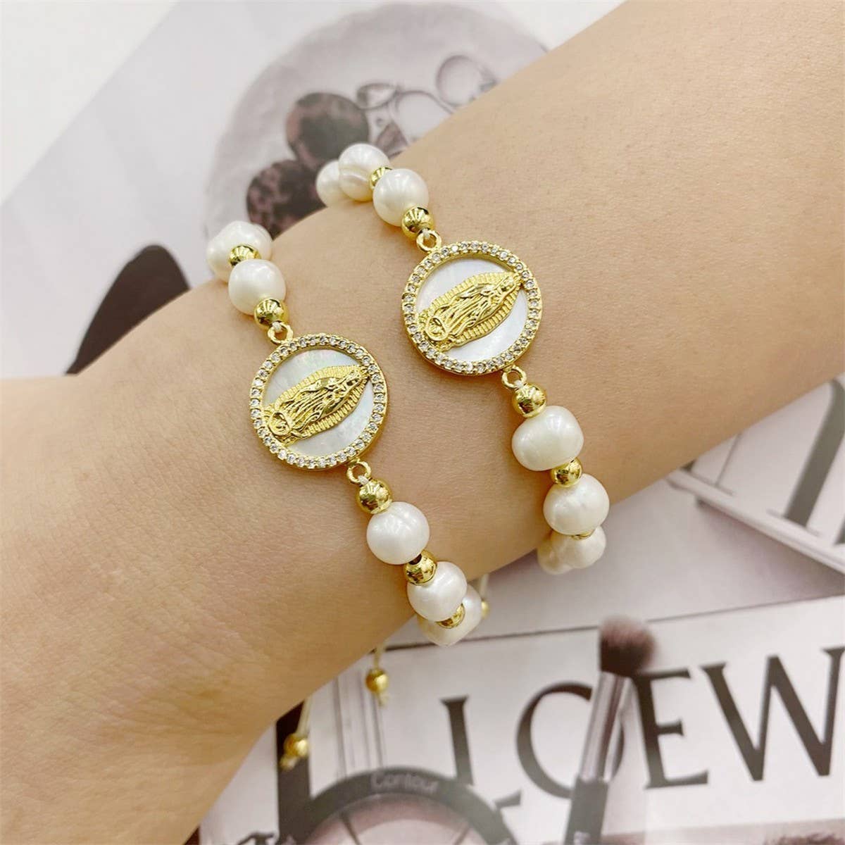 CWAJE4560_VINTAGE ROUND FRESHWATER PEARL BRACELET