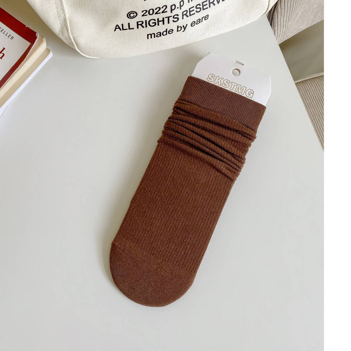 WOMEN SOLID COLOR STRAIGHT SOCKS JOKER SOCKS