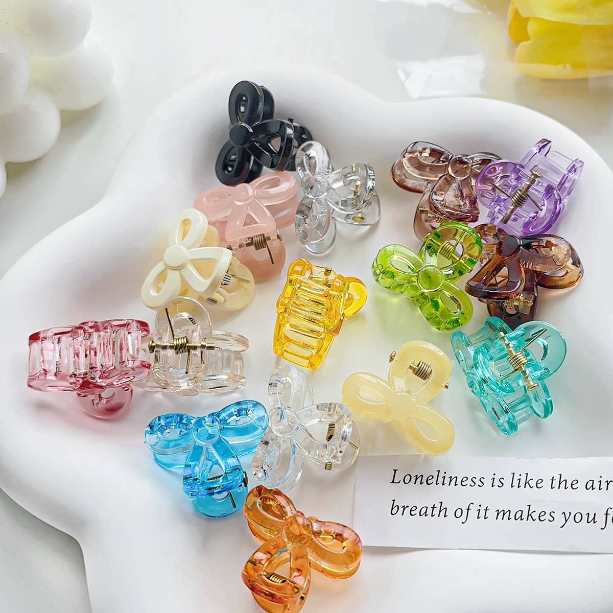 RAINBOW MINI TRANSPARENT GRIPPER CLAW CLIP_CWAHA0721