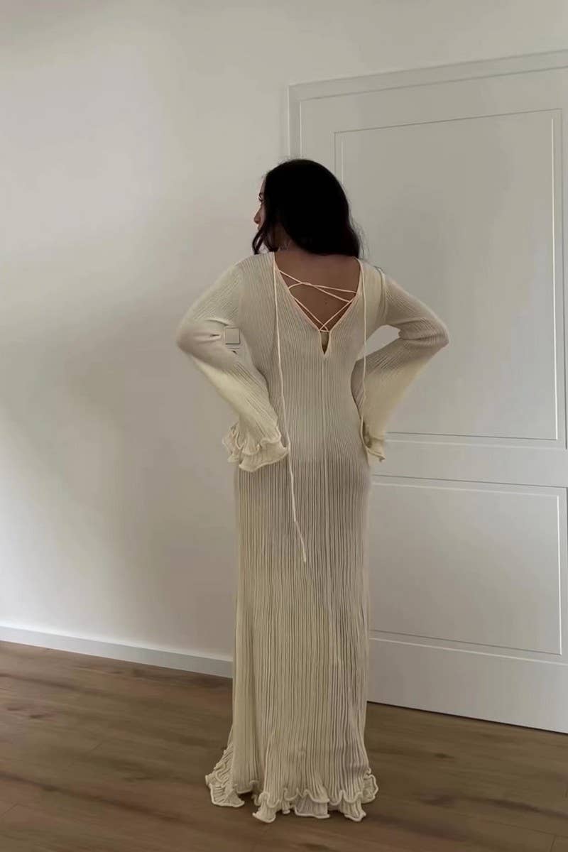 CWDMD4140_PLEATED WAVY EDGE OPEN BACK LONG SLEEVE DRESS