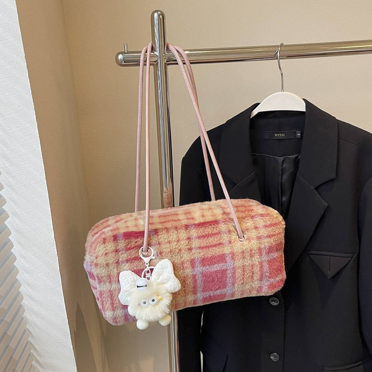 WINTER CASUAL WOOLEN PLAID SHOULDER PLUSH BAG_CWAB3941