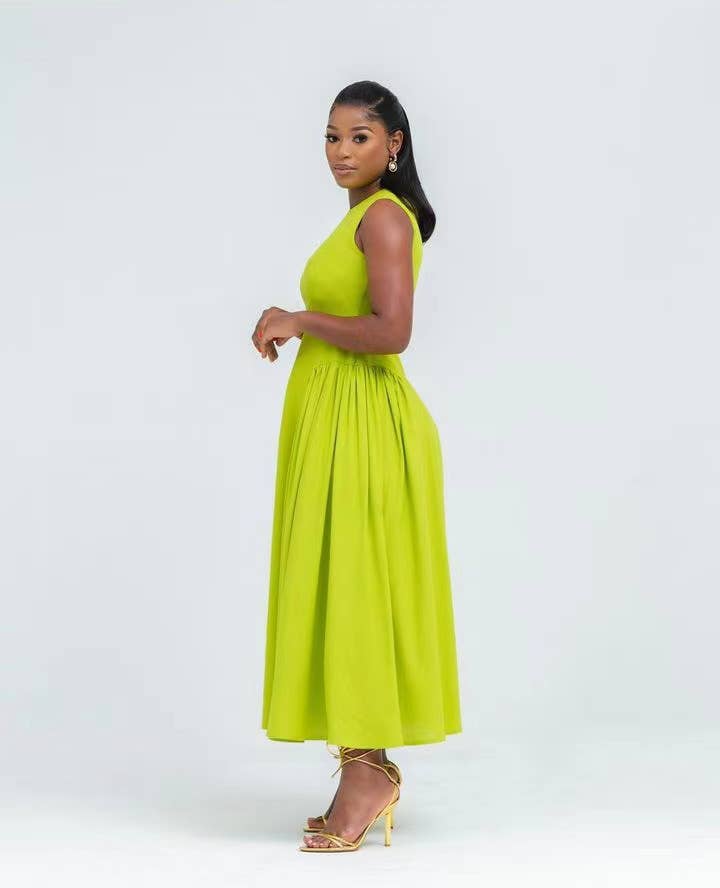 Sleeveless solid-color vest dress with large hem