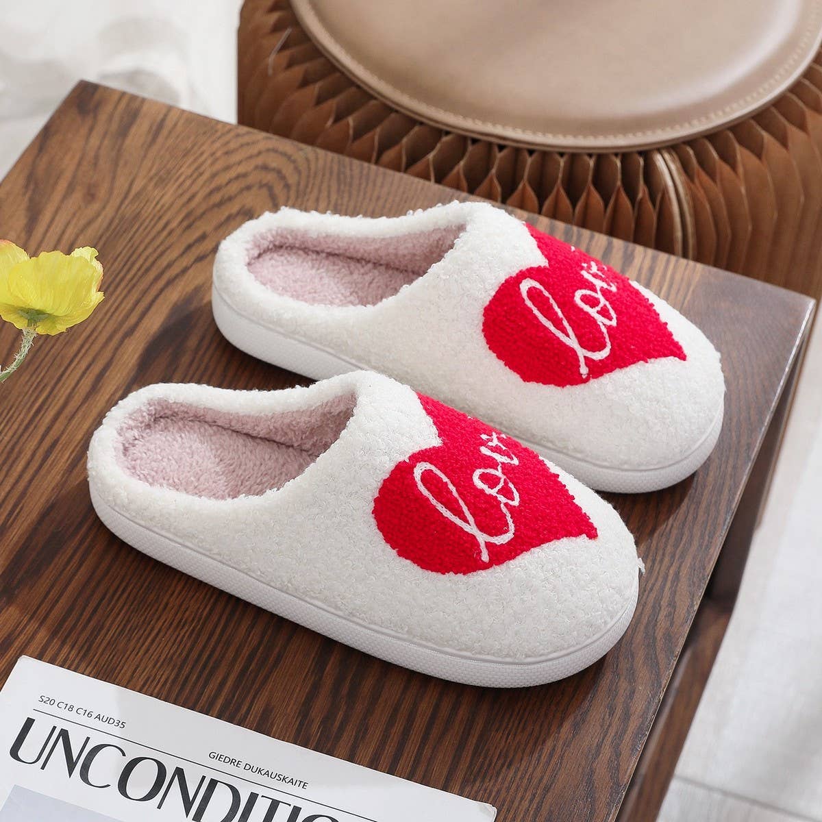 VALENTINE'S DAY RED LOVE COTTON SLIPPERS