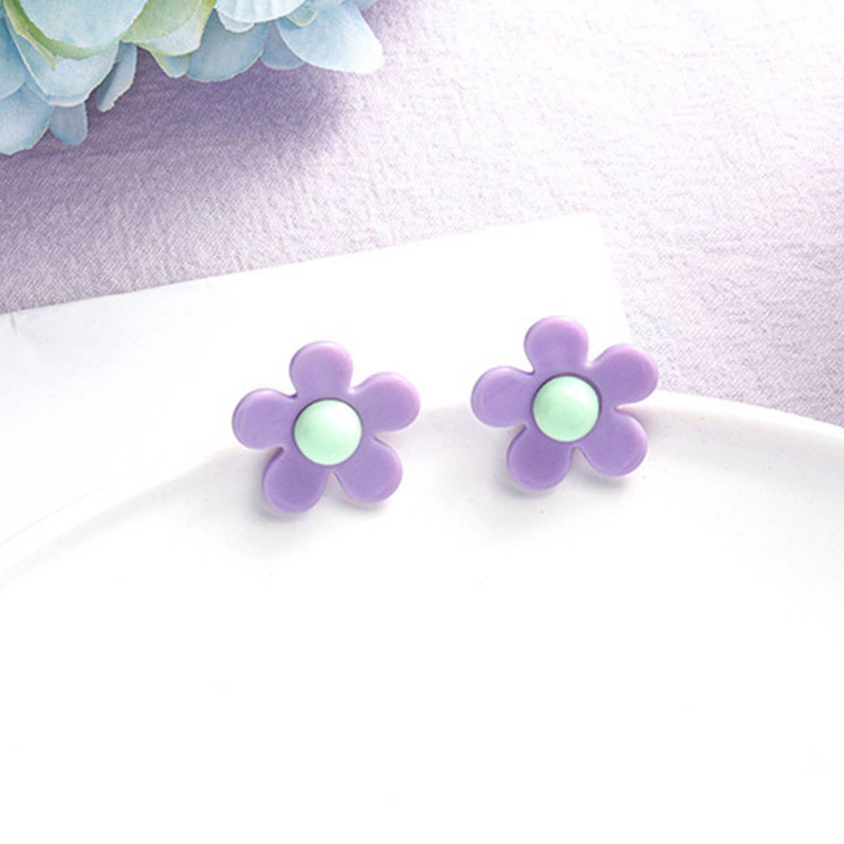 Purple simple and fresh floral stud earrings