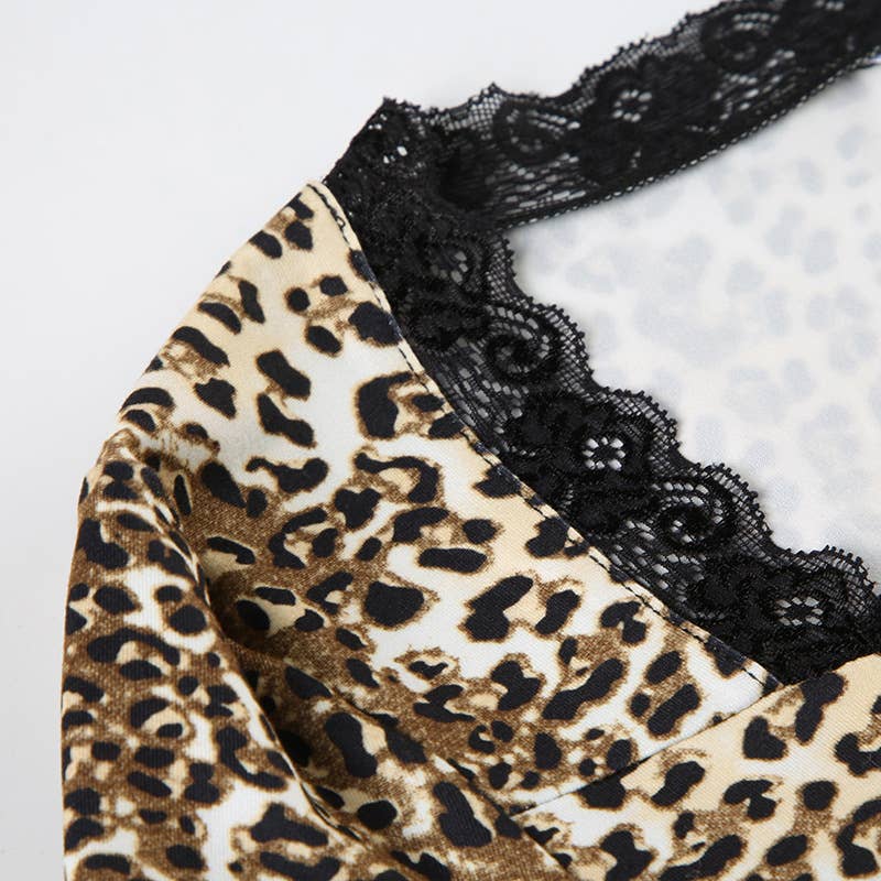 SQUARE COLLAR LEOPARD PRINT LACE LONG SLEEVE TOP