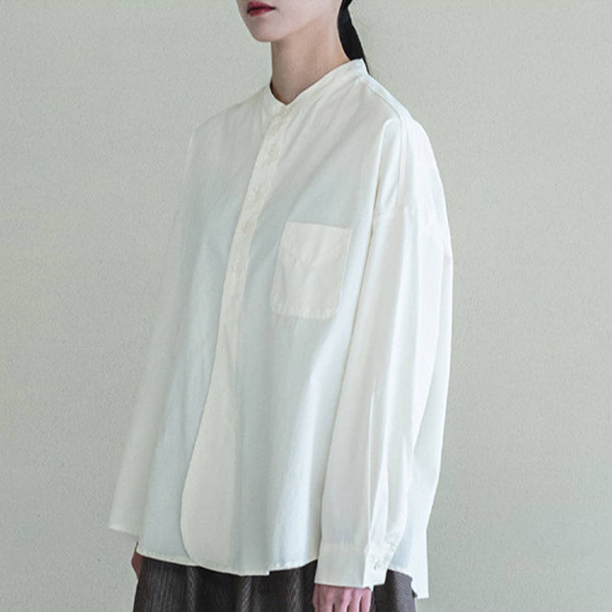 SOLID COLOR STAND COLLAR LOOSE COTTON SHIRT
