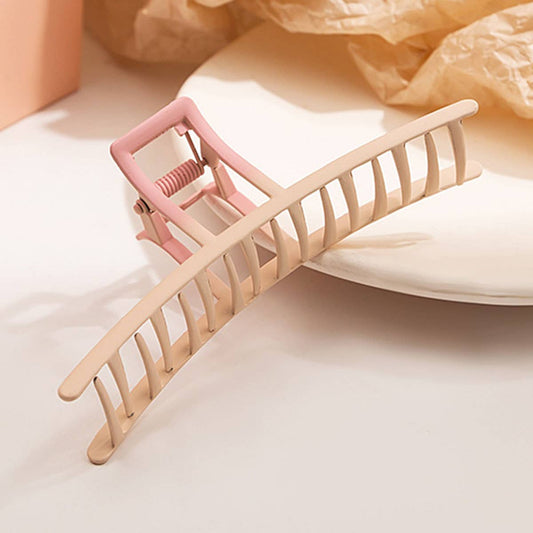 Fresh hollow and simple geometric hair clips