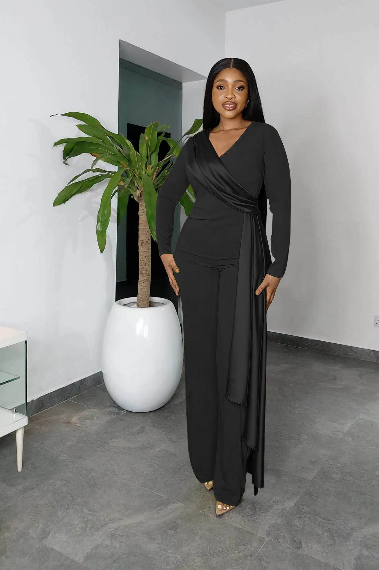 LONG SLEEVE STYLE SLIM-FIT STRAIGHT-LEG JUMPSUIT