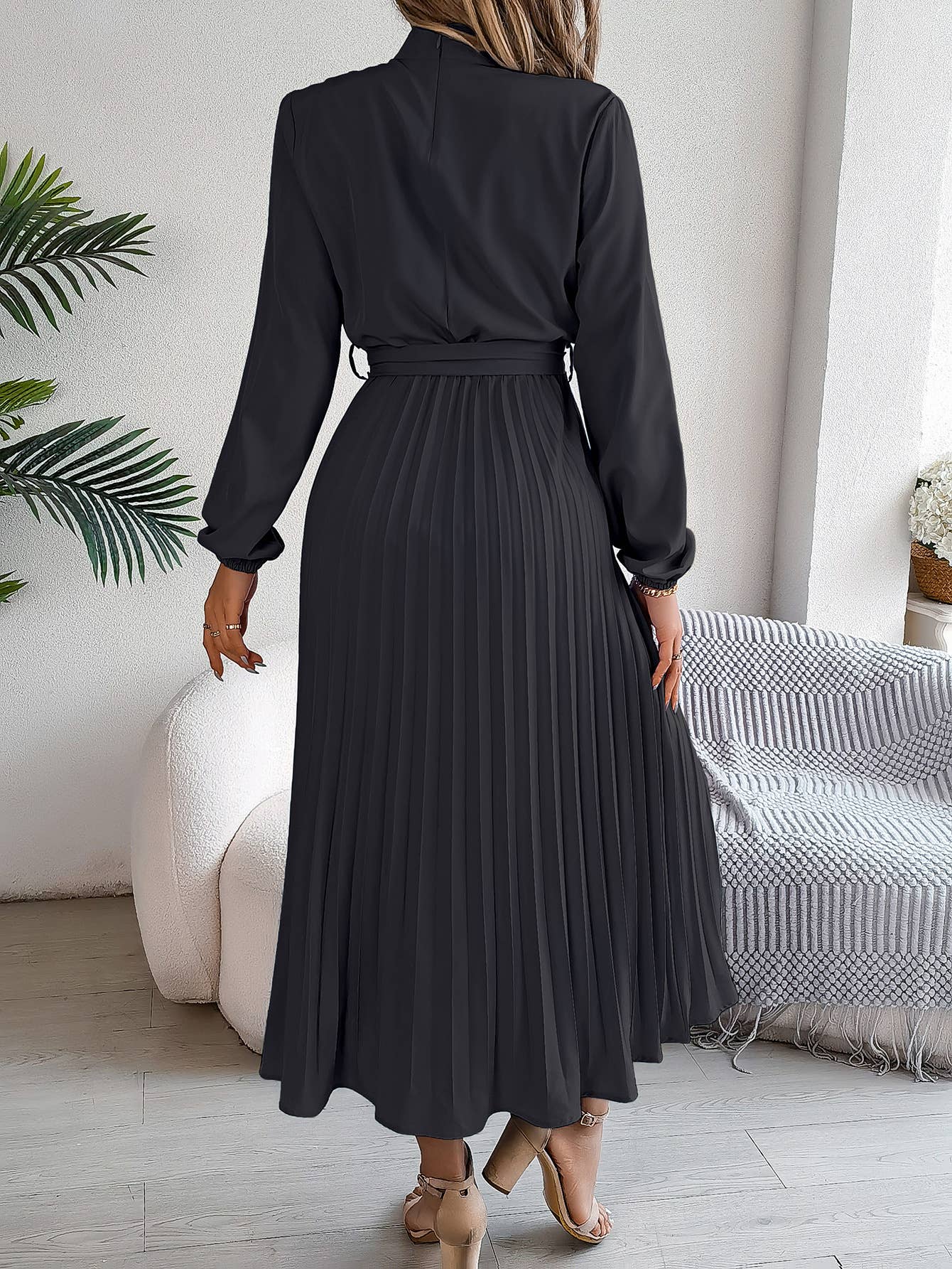STANDING COLLAR LONG SLEEVE PLEATED LONG DRESS