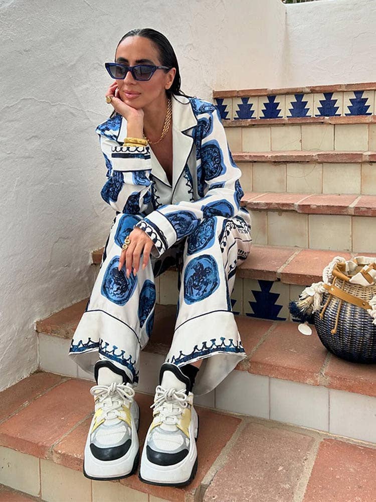 Fashionable printed shirt and trousers set