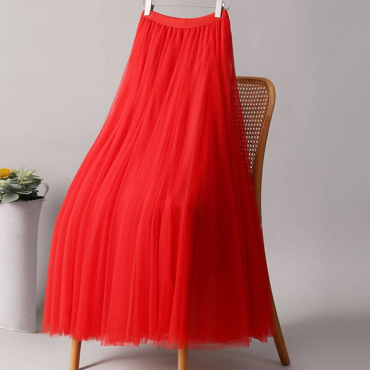 SOLID COLOR ELASTIC-WAIST MESH TULLE A-LINE SKIRT_CWBLS0372