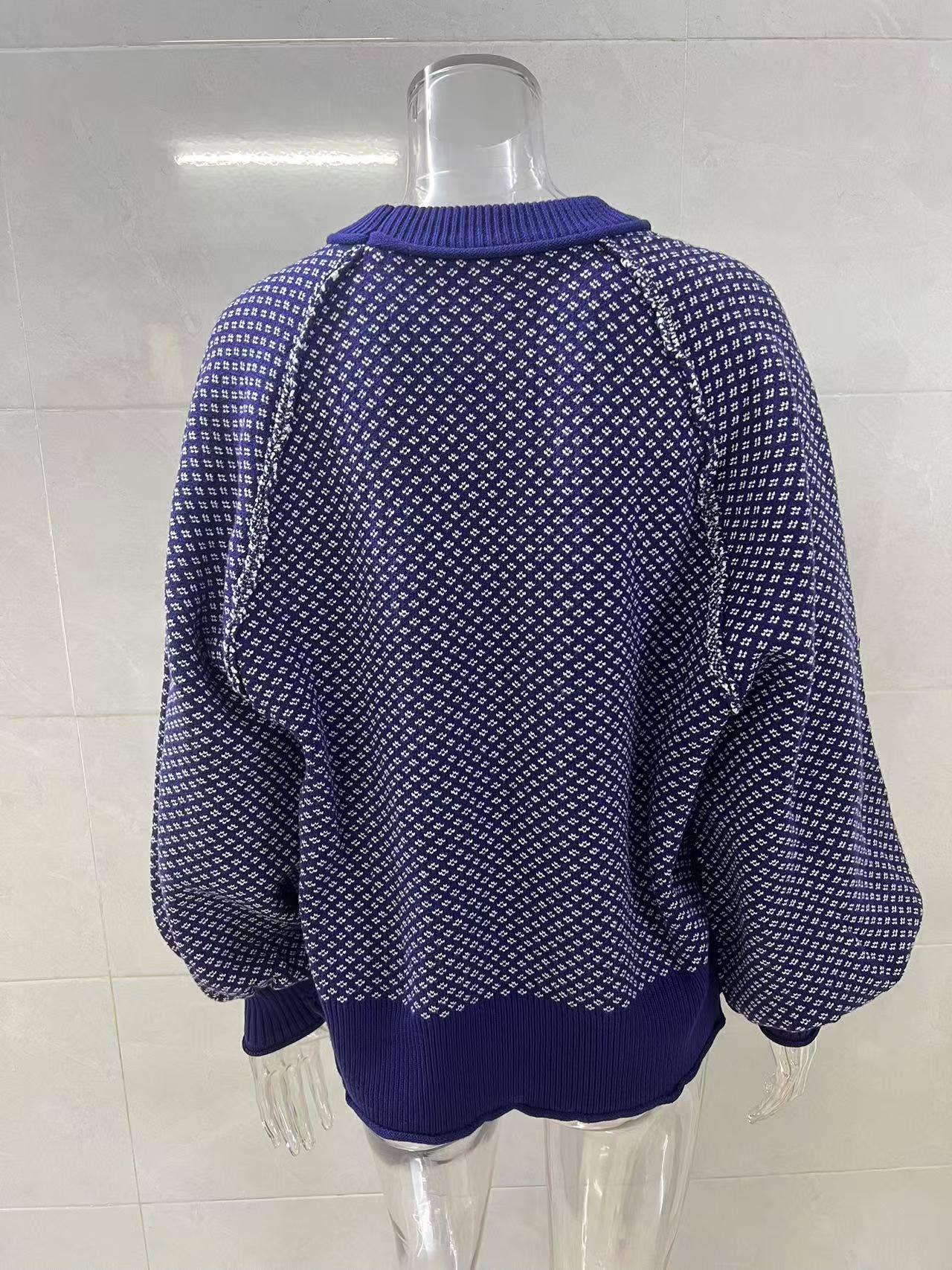 Jacquard long-sleeved round-neck sweater