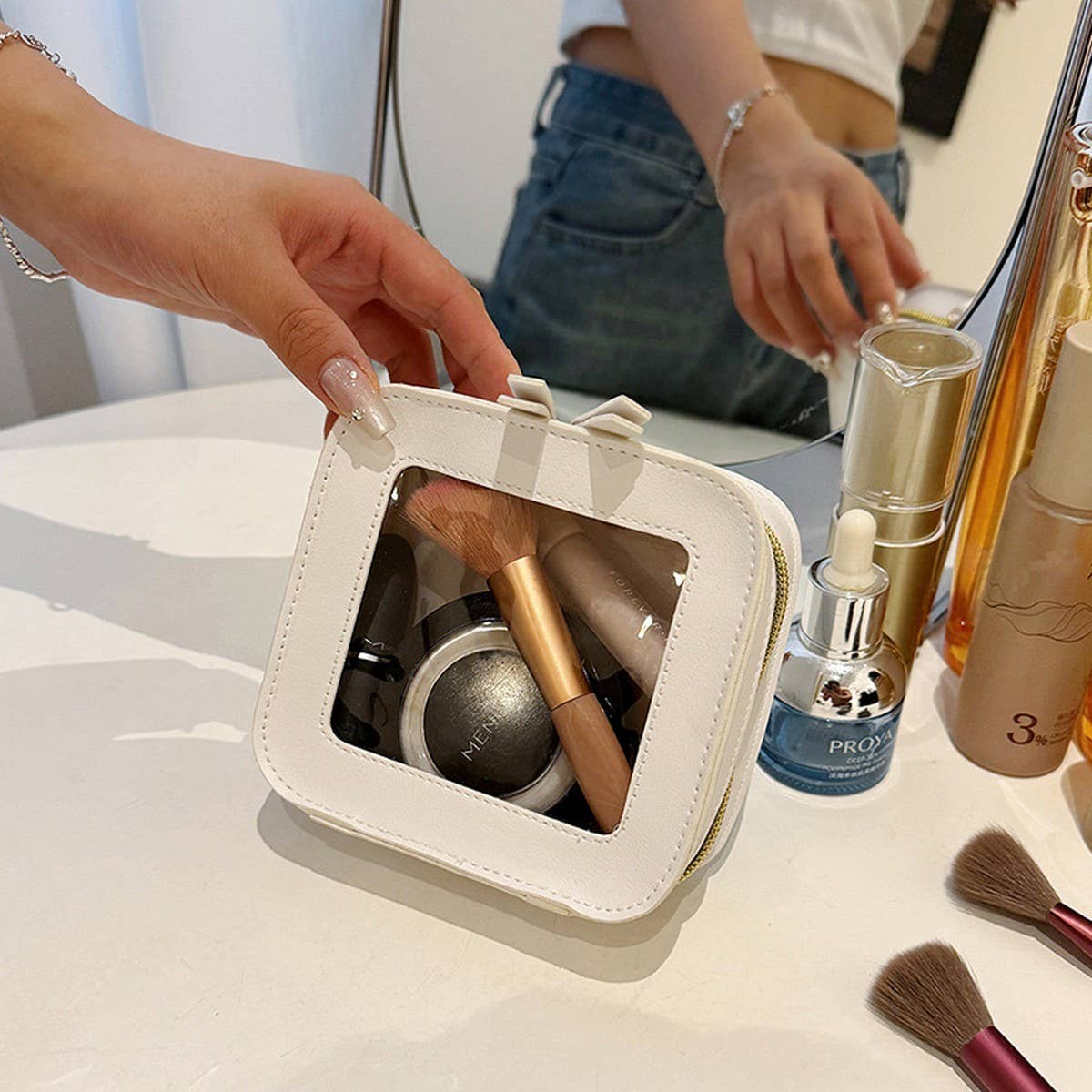 WHITE SIMPLE FASHION TRANSPARENT COSMETIC BAG_CWAB4368