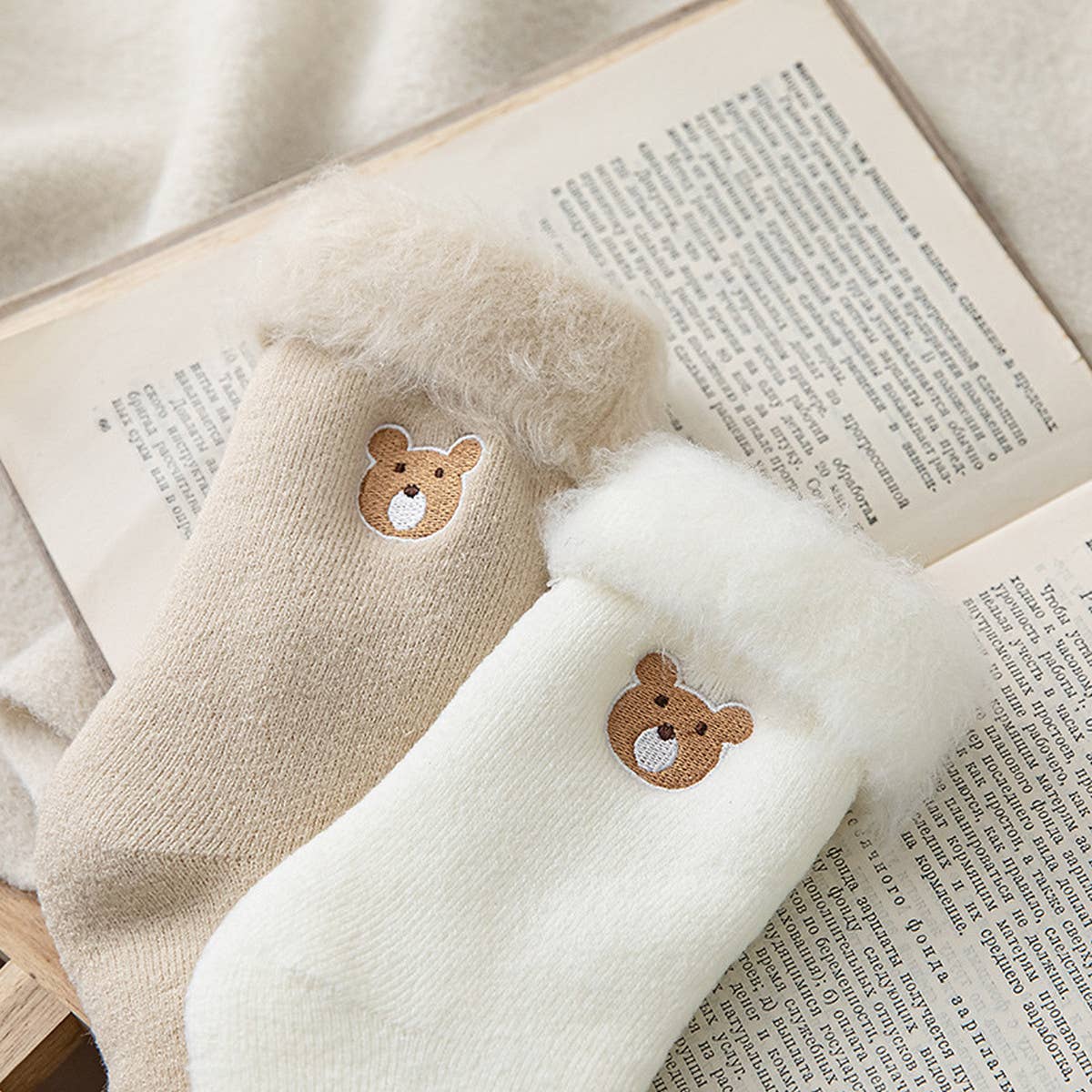 2024 NEW EMBROIDERED WARM THICK SOCKS_CWMS0890