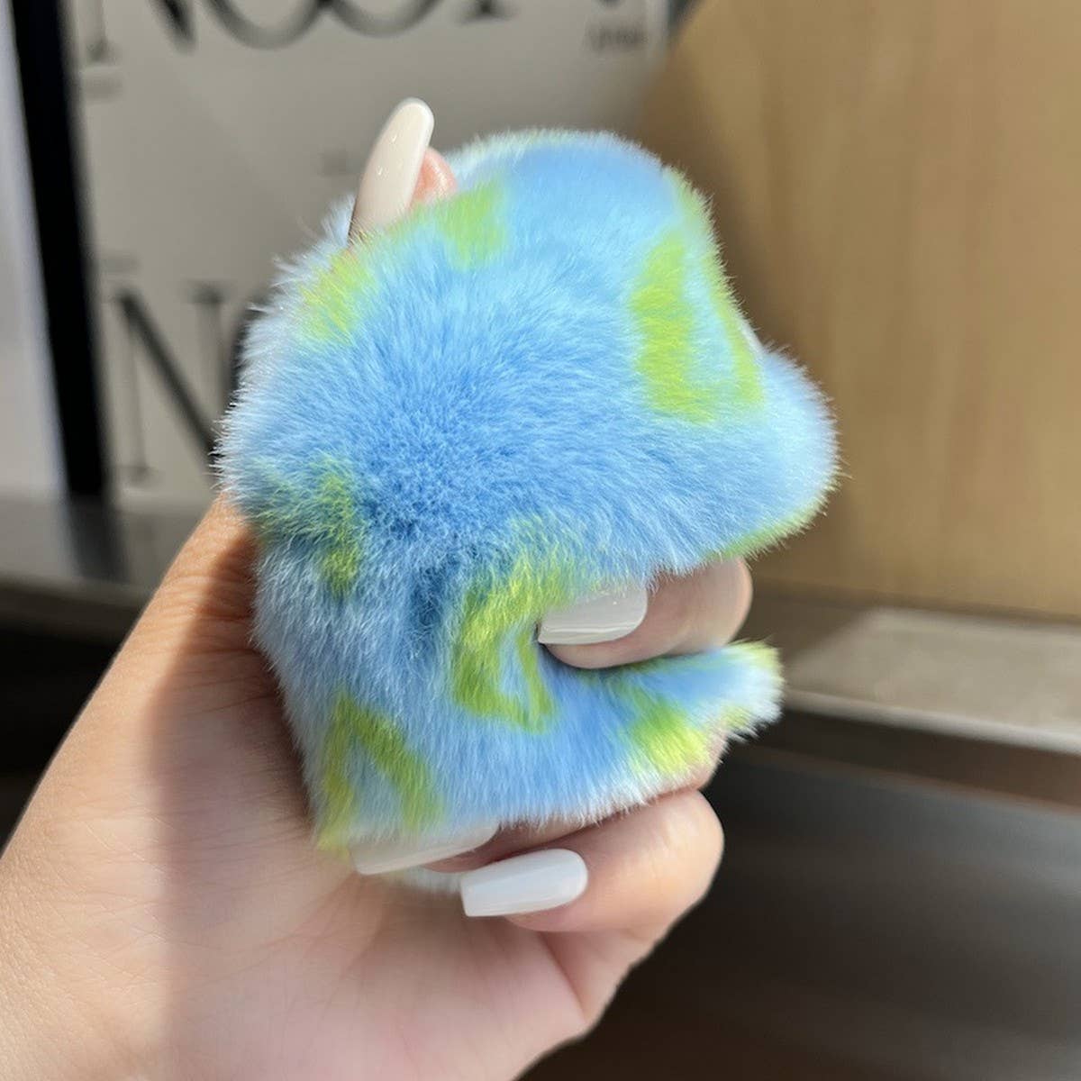 CUTE FUR BALL CAR KEYCHAIN BAG PENDANT GIFT