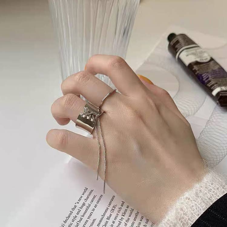 Metal chain tassel strap small waist opening ring